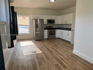 609 NW 2nd Ave Unit 4, Hallandale Beach, FL 33009