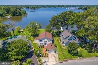 5016 Lerch Dr, Shady Side, MD 20764