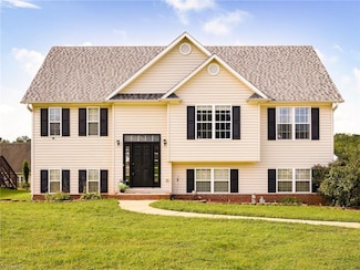 135 Winding Creek Rd, Mocksville, NC 27028