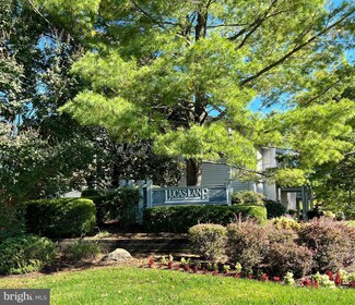 2017 Lucas Ln, Voorhees, NJ 08043