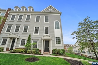 115 Roosevelt Dr, Wood-Ridge, NJ 07075