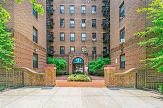 89-10 35th Ave Unit E-7R, Jackson Heights, NY 11372