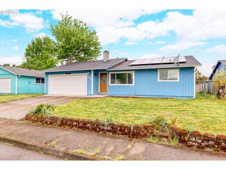 929 Chickadee Ct NE, Salem, OR 97301