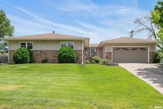 1225 5th St W, Milan, IL 61264