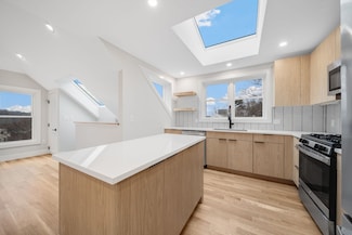 7 Wenham St, Boston, MA 02130