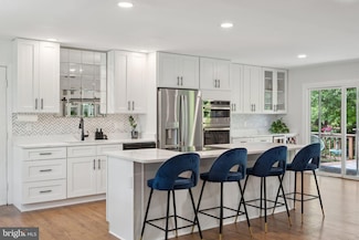 3426 Bedivere Ct, Annandale, VA 22003