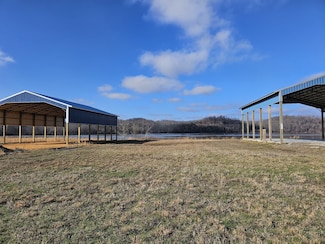 2485 Hardin Bottom River Rd, Clifton, TN 38425
