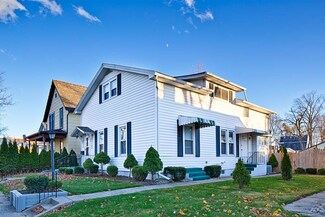 1815 High St, Fort Wayne, IN 46808
