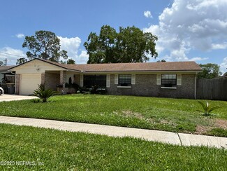 6050 Carrevero Dr S, Jacksonville, FL 32216