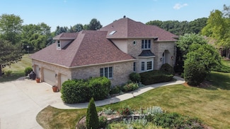 14N924 White Pines Ln, Hampshire, IL 60140