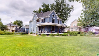 1104 W Cedar St, Cherokee, IA 51012