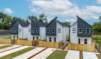 1470 Ferguson Way, Houston, TX 77088