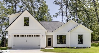 629 Mountain View Rd, Williamston, SC 29697