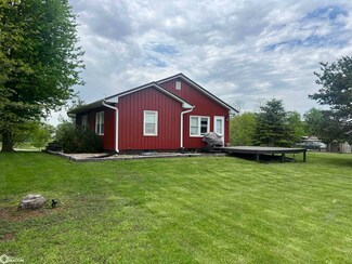 107 Turner Ave, Wever, IA 52658