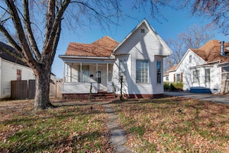 706 N Central Ave, Monett, MO 65708