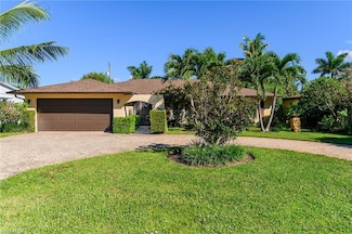 1337 Wisconsin Dr, Naples, FL 34103