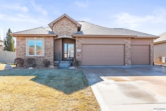 18413 Izard Cir, Elkhorn, NE 68022