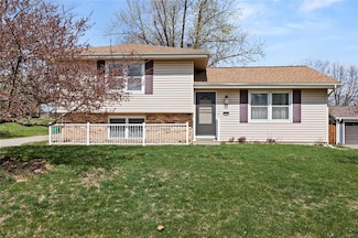 1217 Westside Dr, Polk City, IA 50226