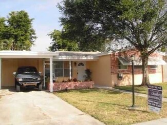 3211 SW 18th St, Fort Lauderdale, FL 33312