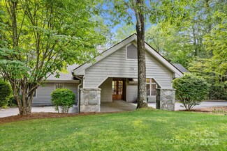 294 Club Colony Ln, Lake Toxaway, NC 28747