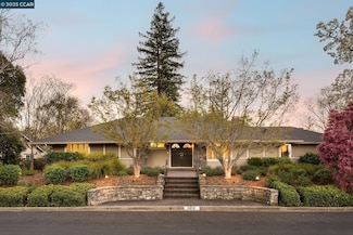 1852 Del Rey St, Lafayette, CA 94549