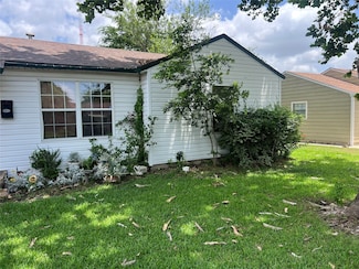 2124 Camden Dr, Garland, TX 75041