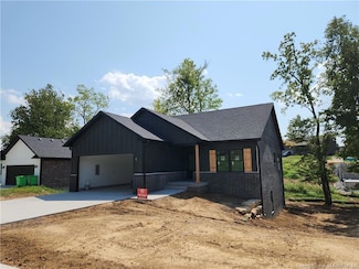 6018 Red Berry Juniper Dr, Charlestown, IN 47111