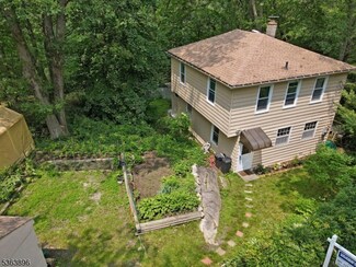 19 Skyland Ave, Haskell, NJ 07420