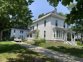 95 W Elm St, Yarmouth, ME 04096