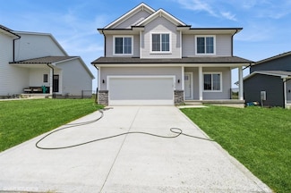 6918 SE 7th Ave, Pleasant Hill, IA 50327