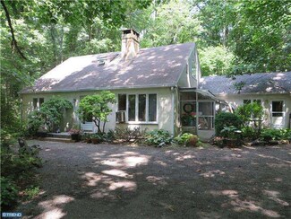 1527 Art School Rd, Chester Springs, PA 19425