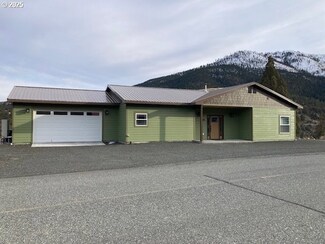 272 Elk View Dr, Canyon City, OR 97820