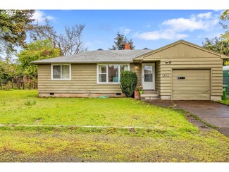 1335 Betty Ln, Eugene, OR 97404