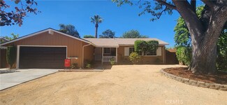 5853 Keokuk Ave, Woodland Hills, CA 91367