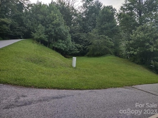 70 Wedge Loop Ct Unit 62, Mills River, NC 28759