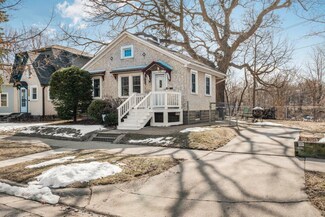 1310 Laurel Ave, Saint Paul, MN 55104