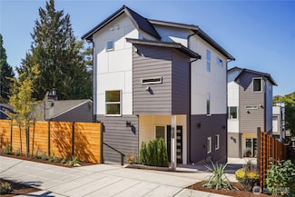 9011 14th Ave SW, Seattle, WA 98106