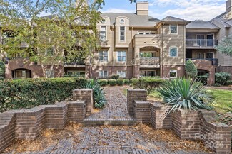 1101 E Morehead St Unit 26, Charlotte, NC 28204