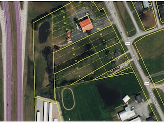 671 N Spring St, Sparta, TN 38583
