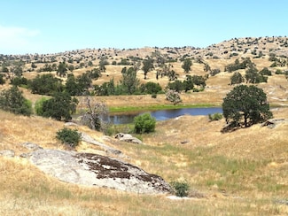 1 Millstream Ln, Madera, CA 93636