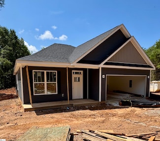 245 Black Rd, Simpsonville, SC 29680