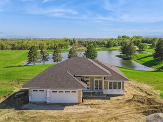 17406 Oakwood Dr, Urbandale, IA 50323