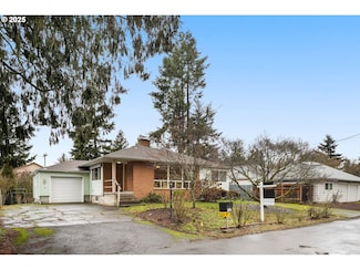 11617 SE Madison St, Portland, OR 97216
