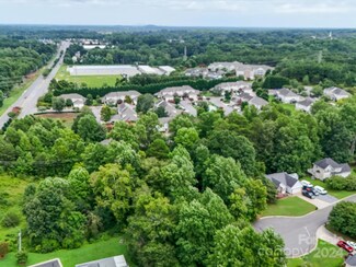 2334 Eagle Glen Ct, Gastonia, NC 28056