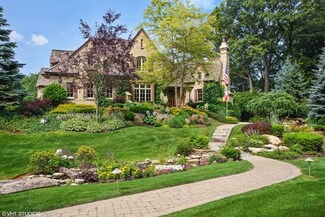 4N964 Dover Hill Rd, Saint Charles, IL 60175