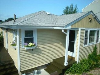 21 Overlook Rd, Waltham, MA 02451