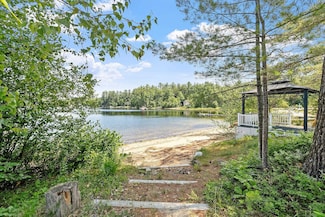 107 Gardners Grove Rd, Belmont, NH 03220