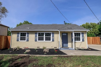 4017 Mill St, Denair, CA 95316