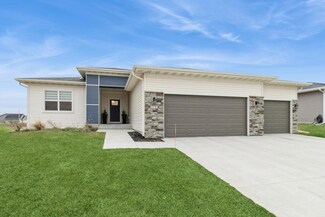 2123 Leopold Dr, Ames, IA 50010