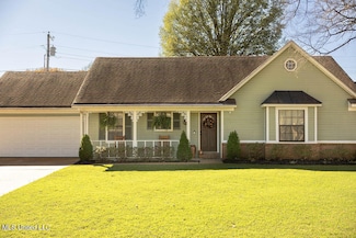 9811 Cherokee Dr, Olive Branch, MS 38654